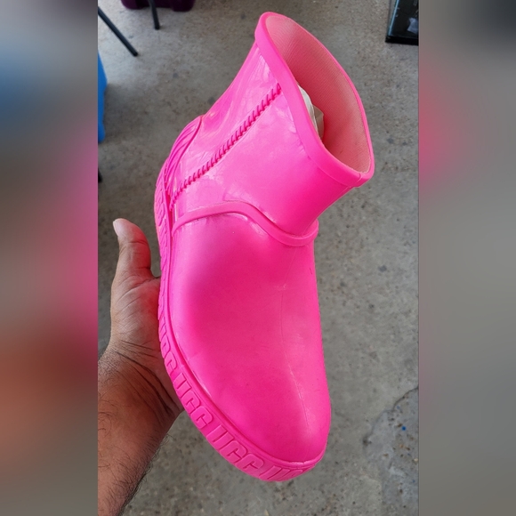 UGG Pink Rain Boots - Picture 3 of 5